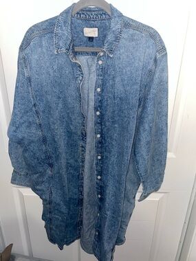 Universal Thread Medium Blue Denim Shirt Jacket